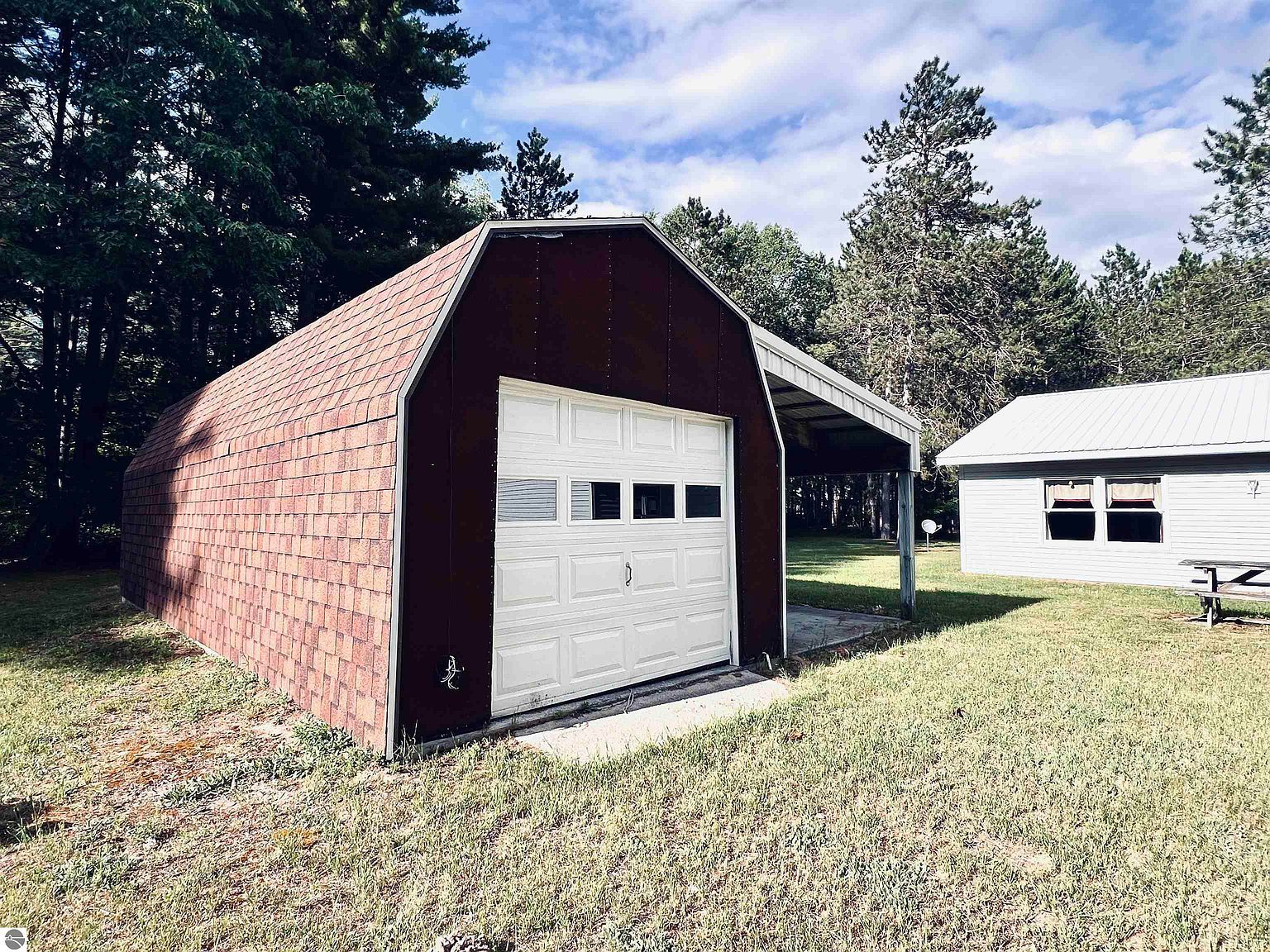 5905 E Moorestown Rd Lake City, MI 49651 - Thumbnail 4