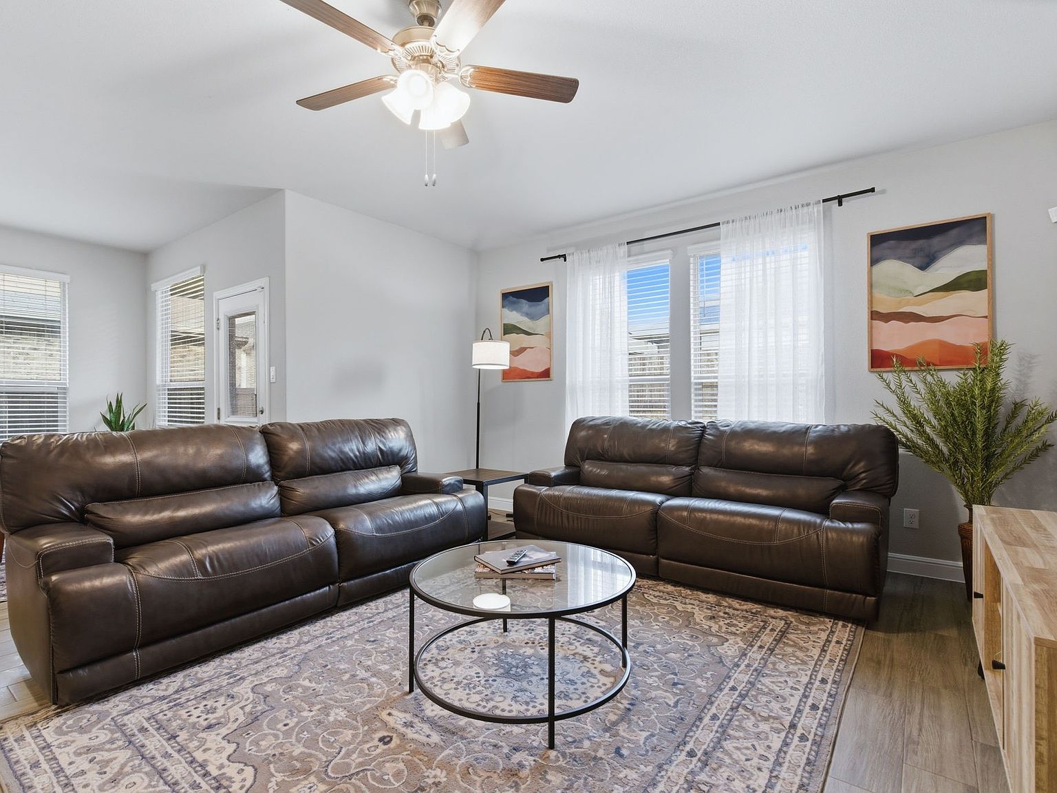 520 Big Horn Pass Denton, TX 76210 - Thumbnail 4