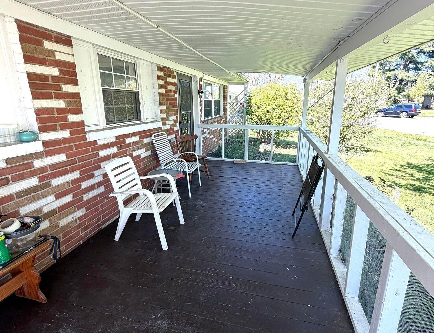 3811 Glenfield Rd Columbus, OH 43232 - Thumbnail 4