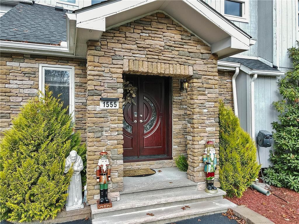 1555 Longleaf Dr Effort, PA 18330 - Thumbnail 4