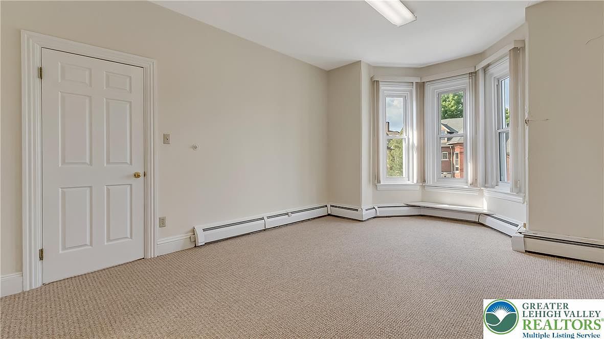 205-207 W Broad St Bethlehem, PA 18018 - Thumbnail 4