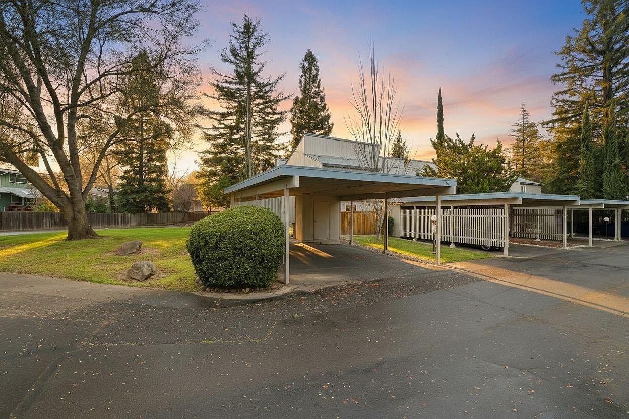 5274 Lake Knoll Ln Fair Oaks, CA 95628 - Thumbnail 4