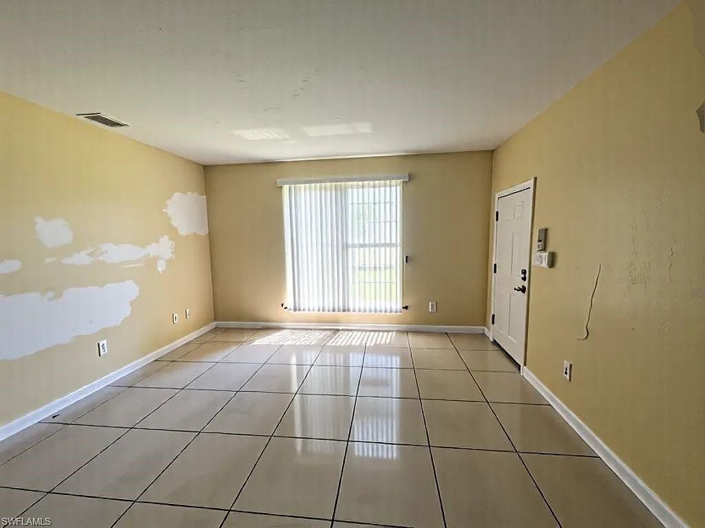 22240 Midway Blvd Pt Charlotte, FL 33952 - Thumbnail 4