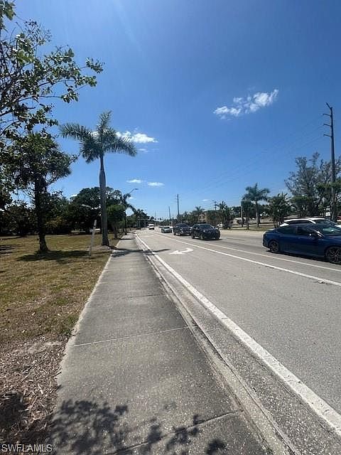 2756 Dr Martin Luther King Jr Blvd Fort Myers, FL 33916 - Thumbnail 4