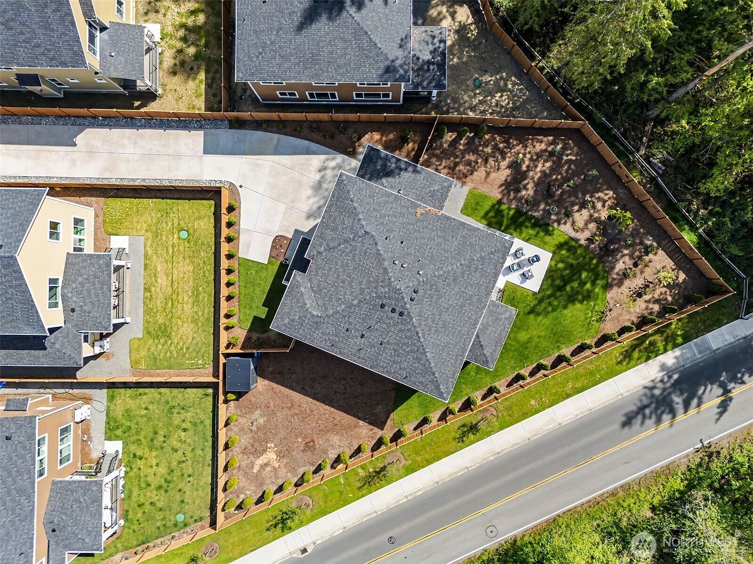 6410 213th Avenue Ct E Bonney Lake, WA 98391 - Thumbnail 4