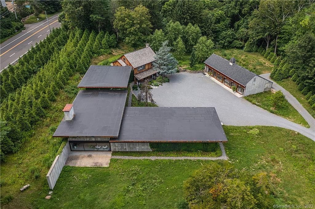 4 Good Hill Rd Weston, CT 06883 - Thumbnail 4