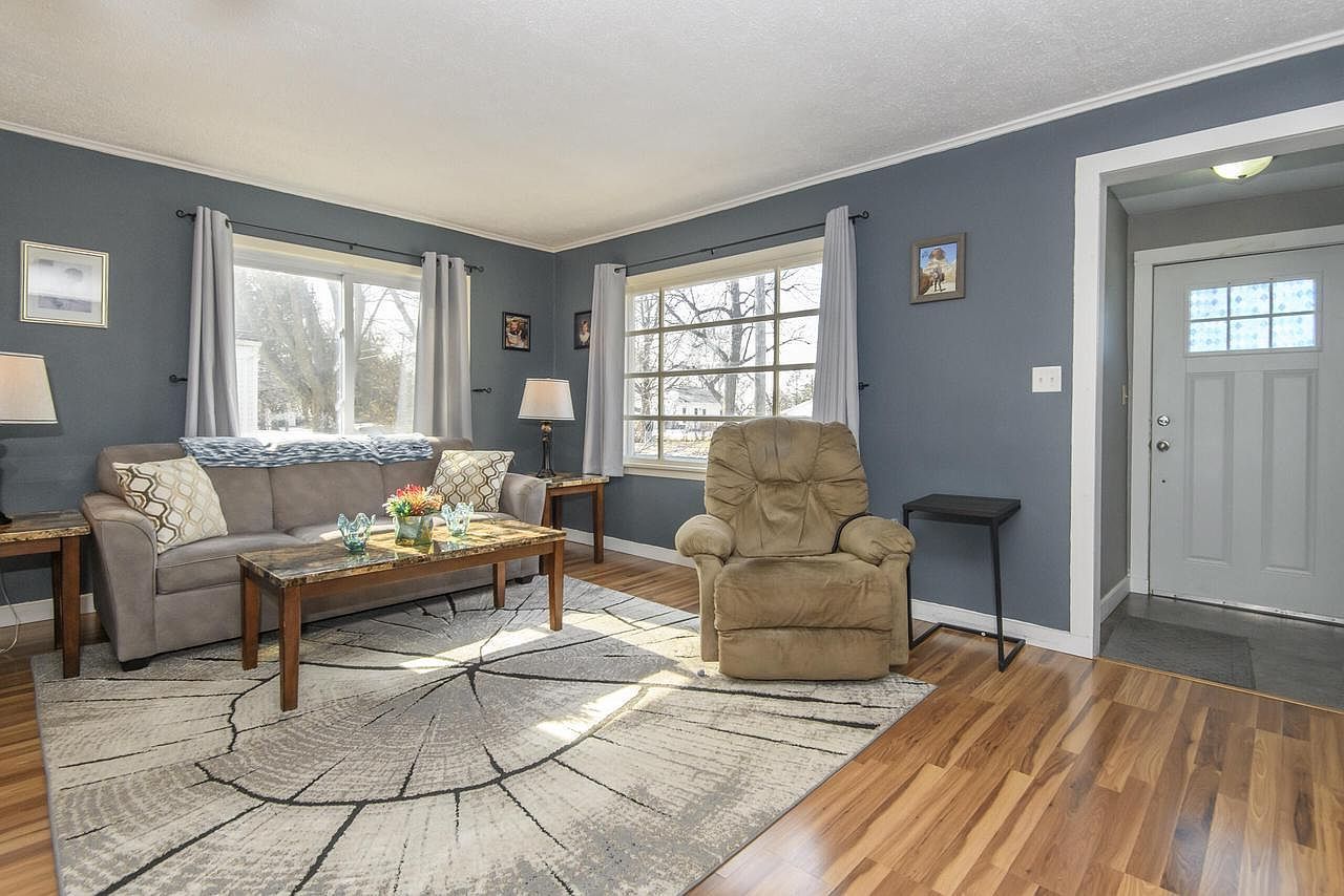 217 Fremont St Watertown, WI 53098 - Thumbnail 4