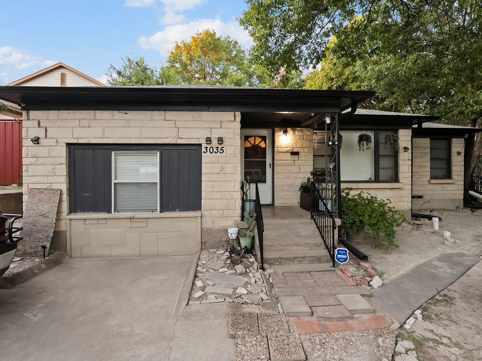 3035 Lasca St Dallas, TX 75227 - Thumbnail 4