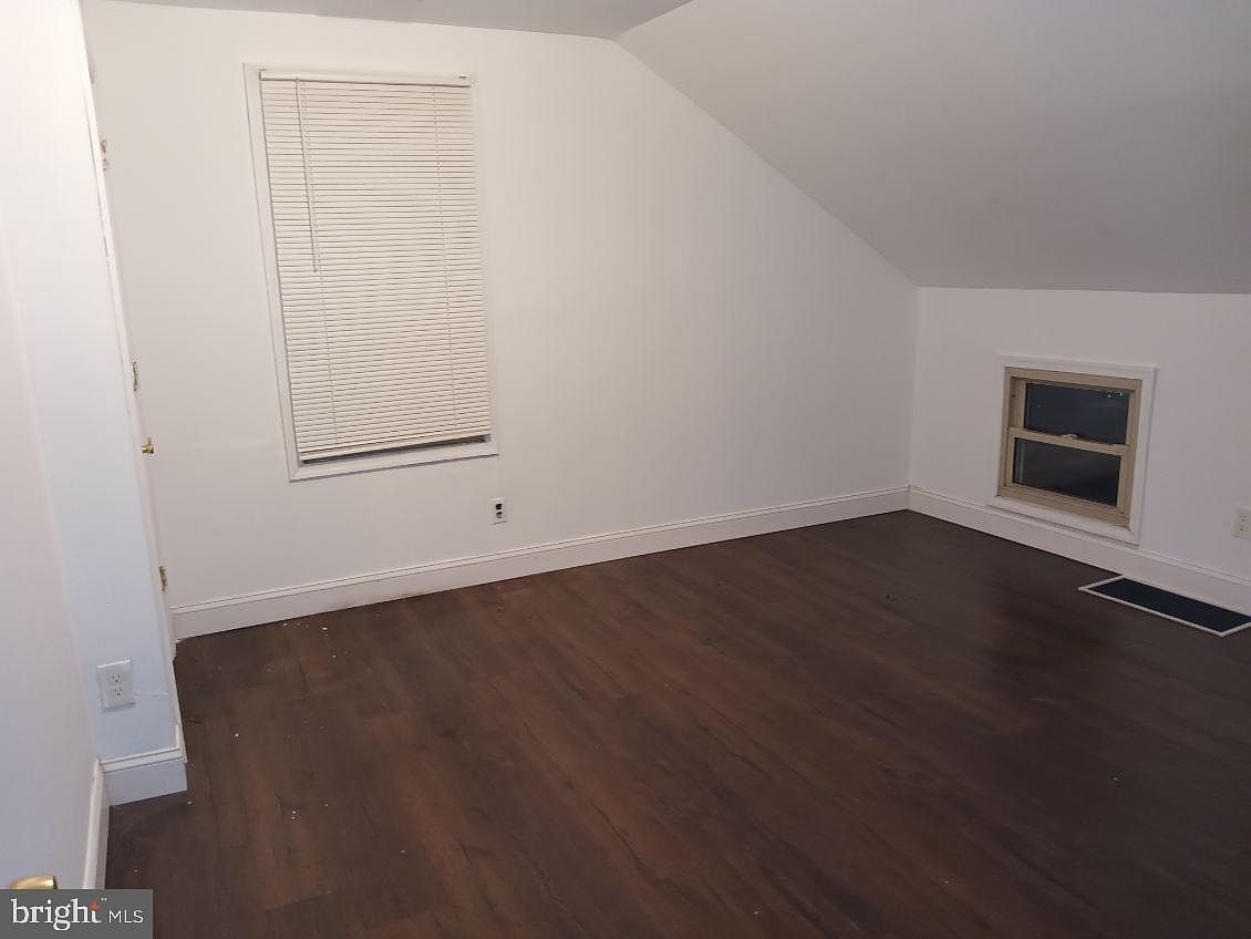 400 Green St W Millville, NJ 08332 - Thumbnail 4