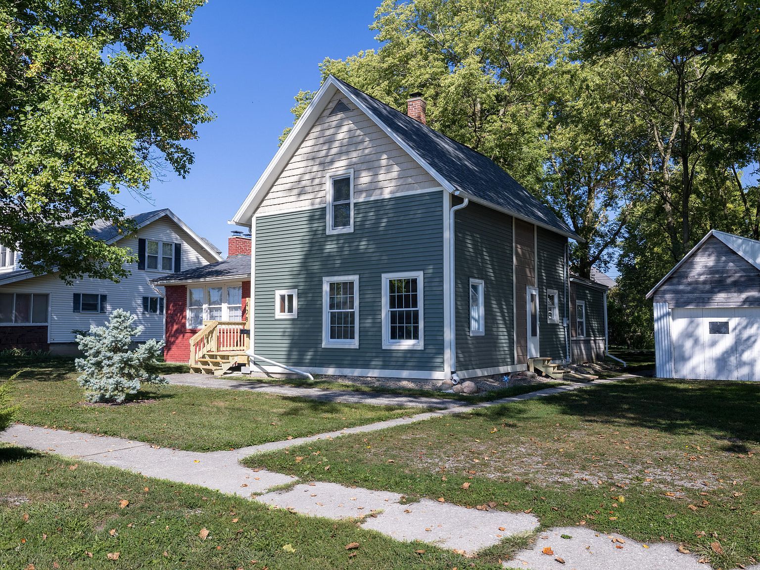 408 E Graham St Kentland, IN 47951 - Thumbnail 4