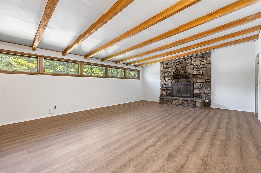 702 E Argyle St Harrison, AR 72601 - Thumbnail 4