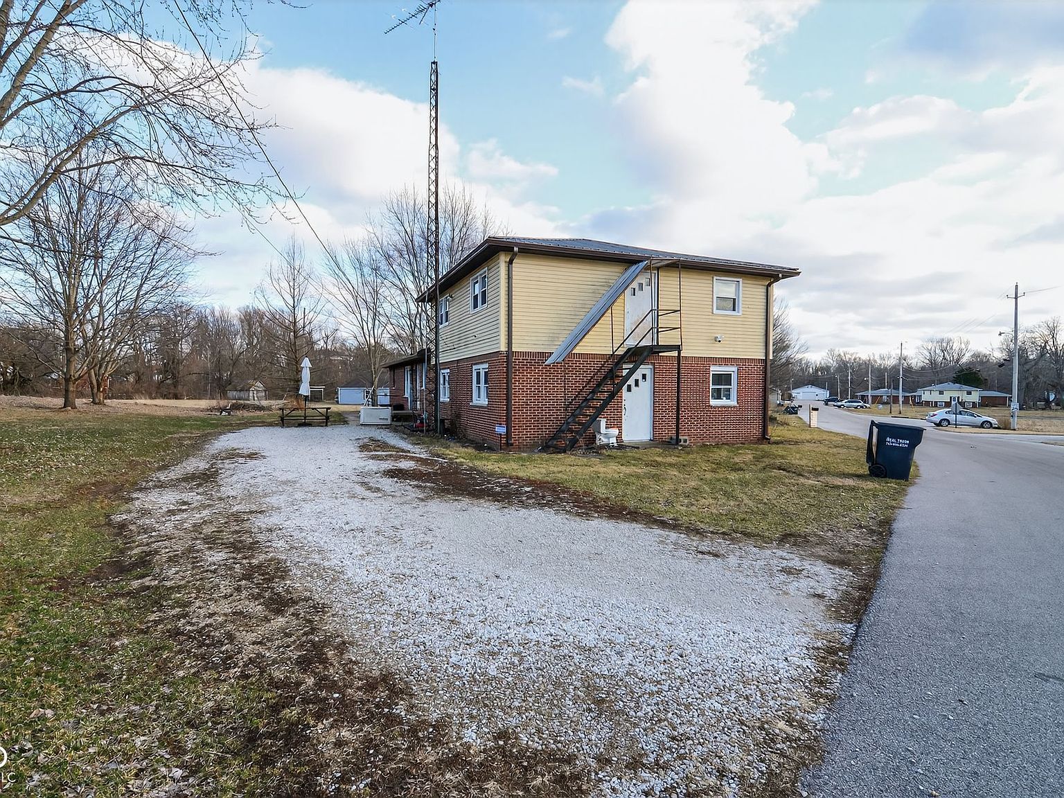 8568 S Academy Way Ladoga, IN 47954 - Thumbnail 4