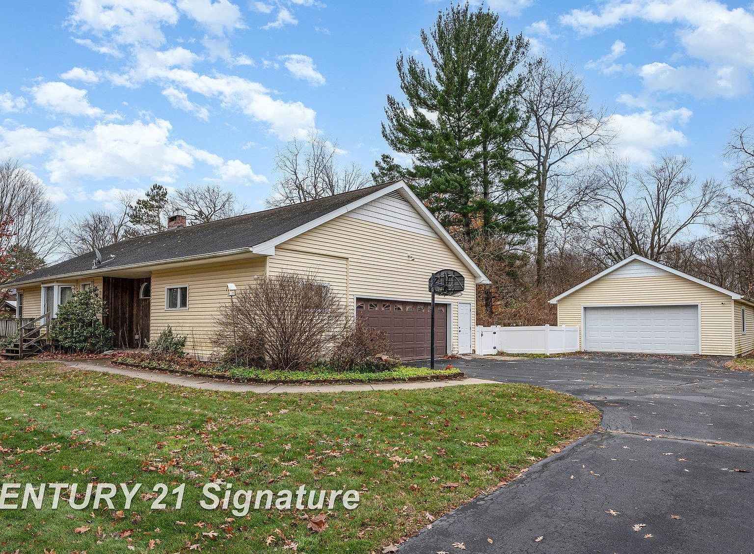 3280 Dixie Ct Saginaw, MI 48601 - Thumbnail 4