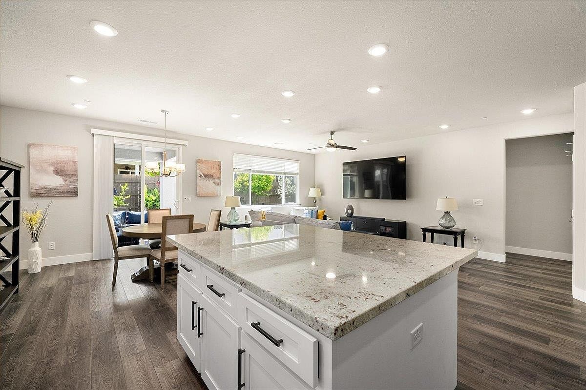 Buffalo Trail Ct Rocklin, CA 95765 - Thumbnail 4