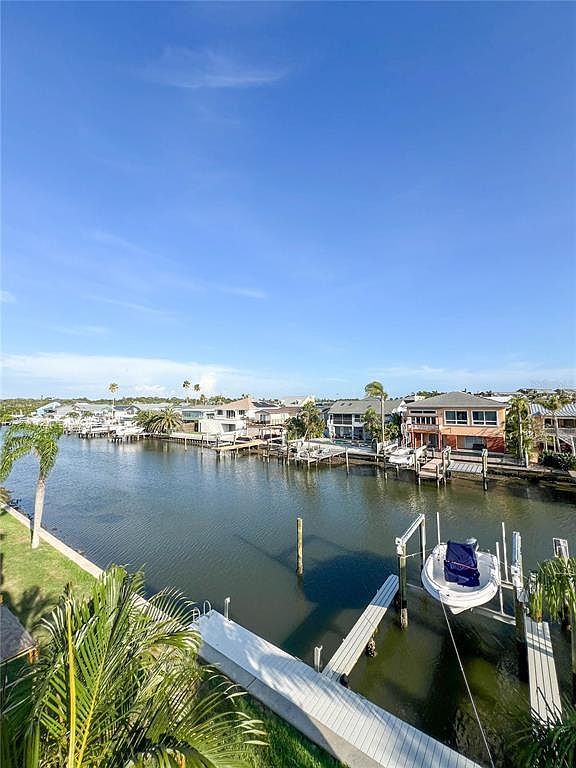 659 Garland Cir Indian Rocks Beach, FL 33785 - Thumbnail 4