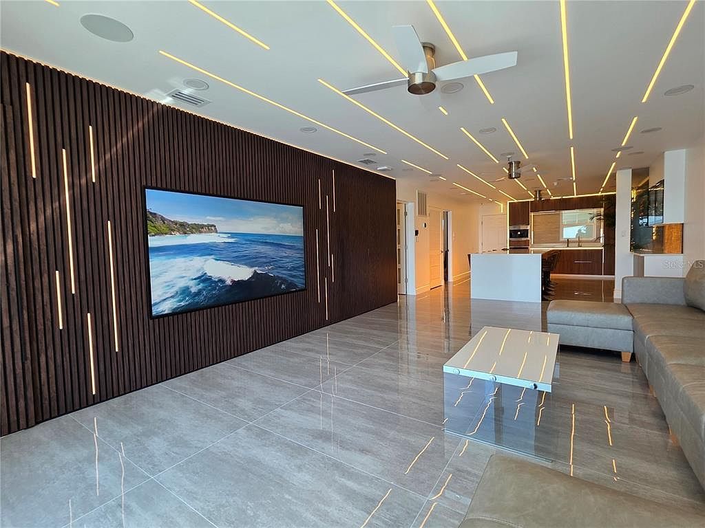 13500 Gulf Blvd APT 702 Madeira Beach, FL 33708 - Thumbnail 4