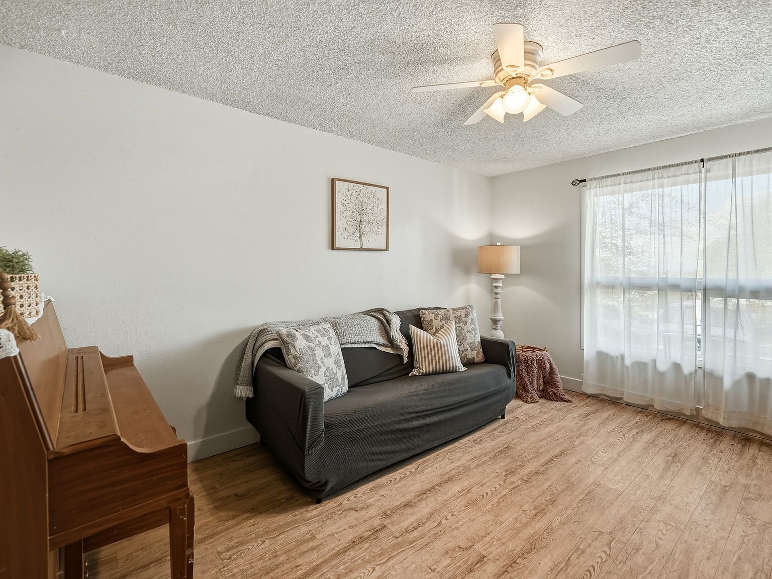 328 E 100 N APT 3 Hyrum, UT 84319 - Thumbnail 4