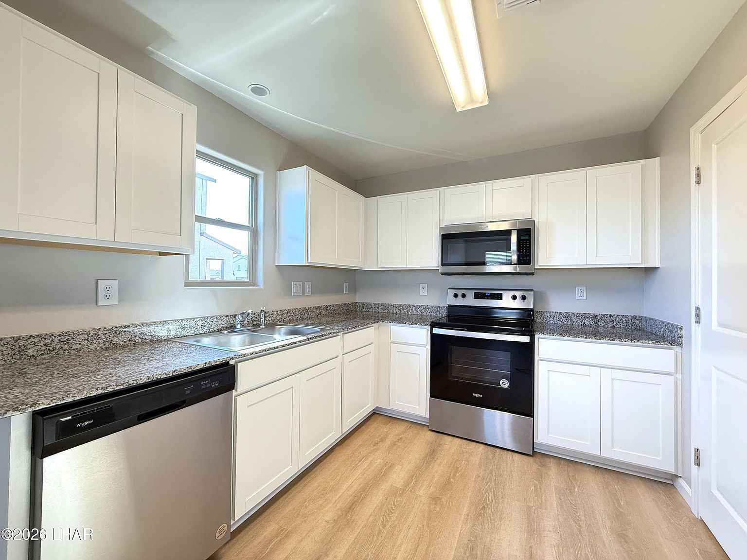 534 Ramar Rd Bullhead City, AZ 86442 - Thumbnail 4