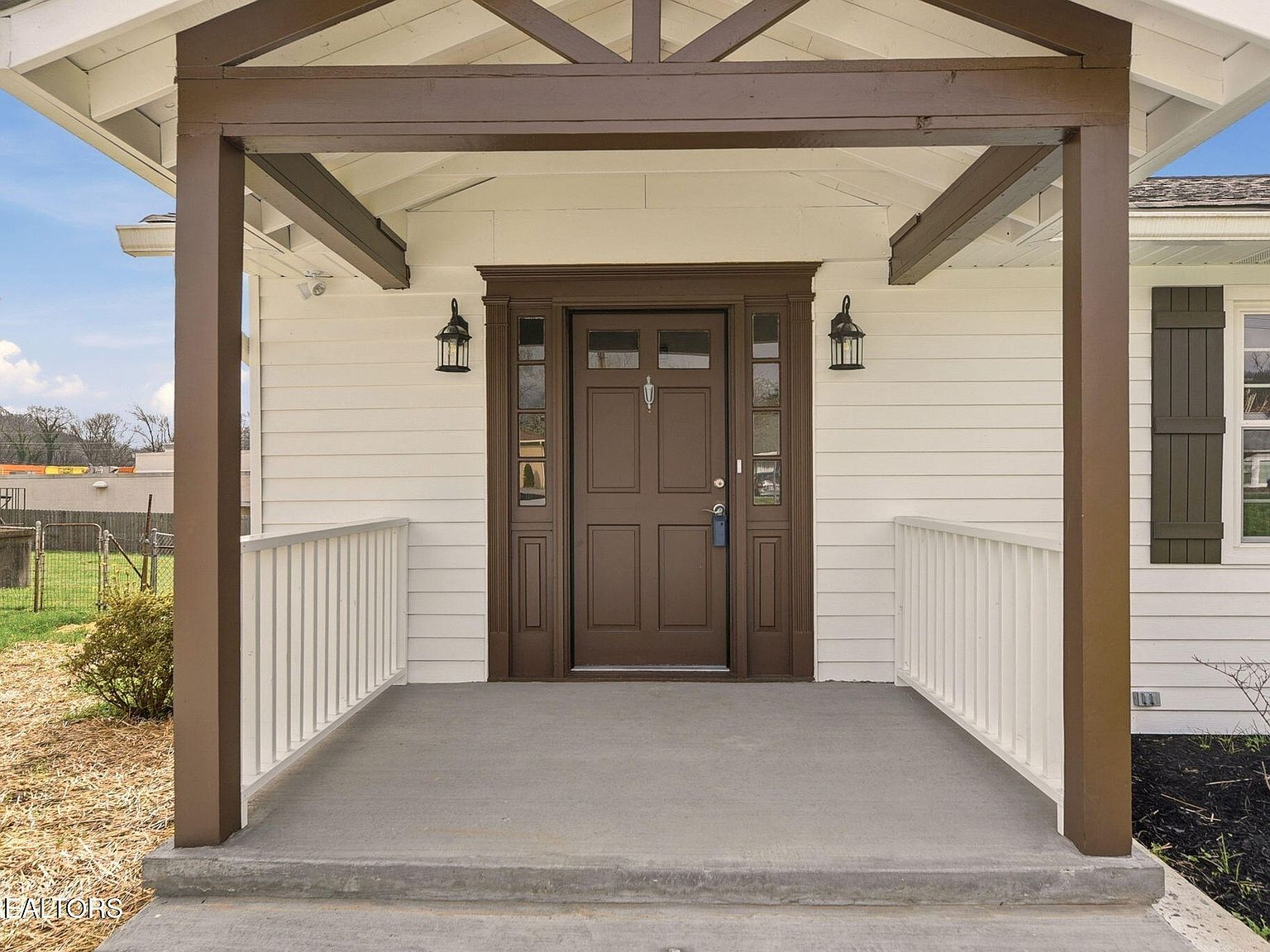 418 Highland Dr Clinton, TN 37716 - Thumbnail 4