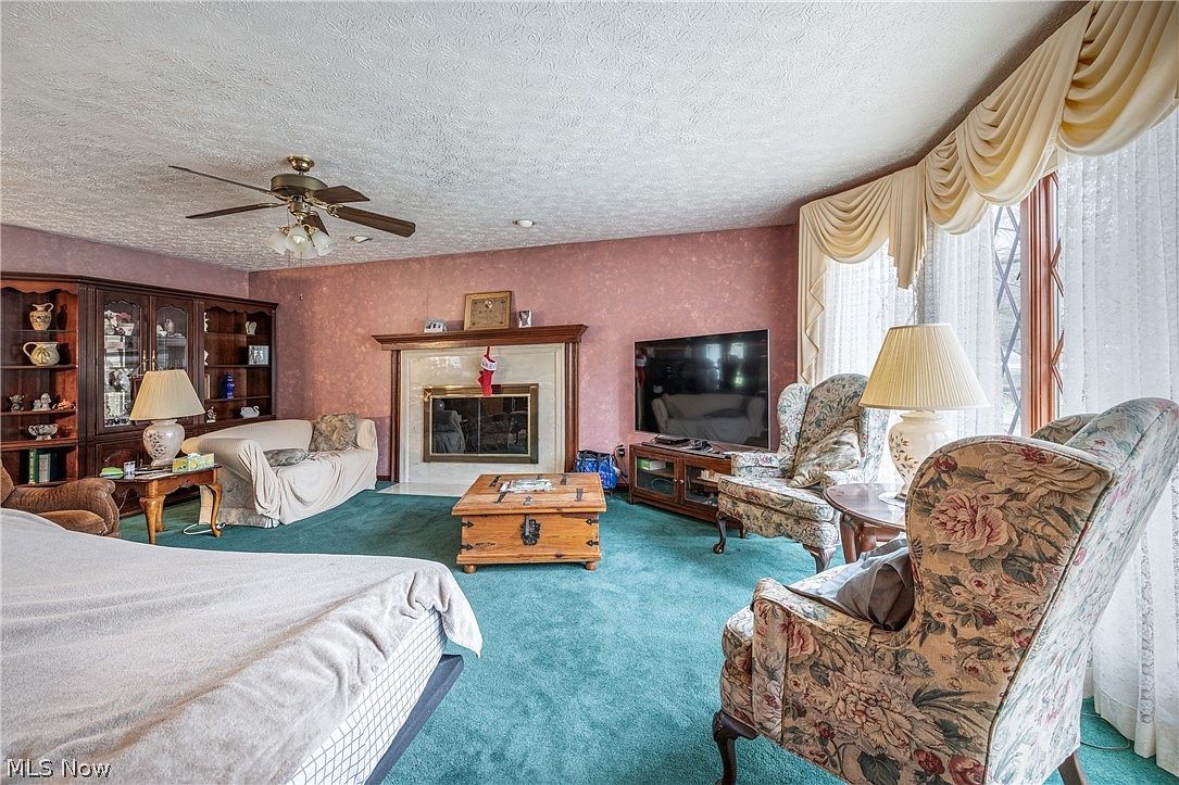 10037 Jamestown Dr North Royalton, OH 44133 - Thumbnail 4