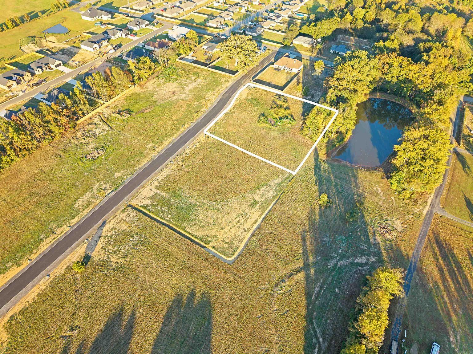 11 Crescent Cv Ward, AR 72176 - Thumbnail 4