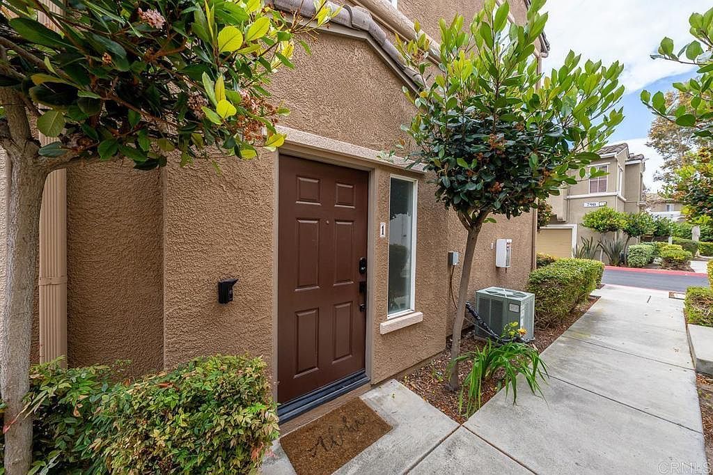 809 Caminito Francisco Unit 1 Chula Vista, CA 91913 - Thumbnail 4