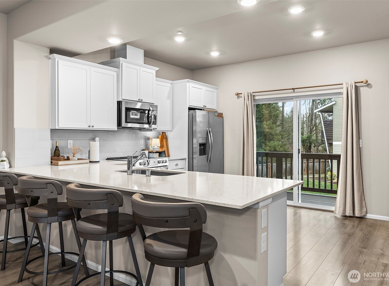 17411 118th Avenue Ct E Unit F Puyallup, WA 98374 - Thumbnail 4