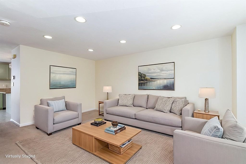 1 Heritage Dr Medway, MA 02053 - Thumbnail 4