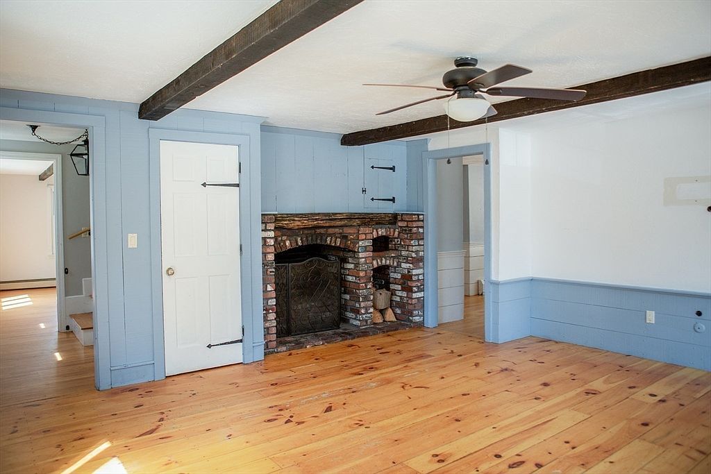 72 Fisher St Medway, MA 02053 - Thumbnail 4