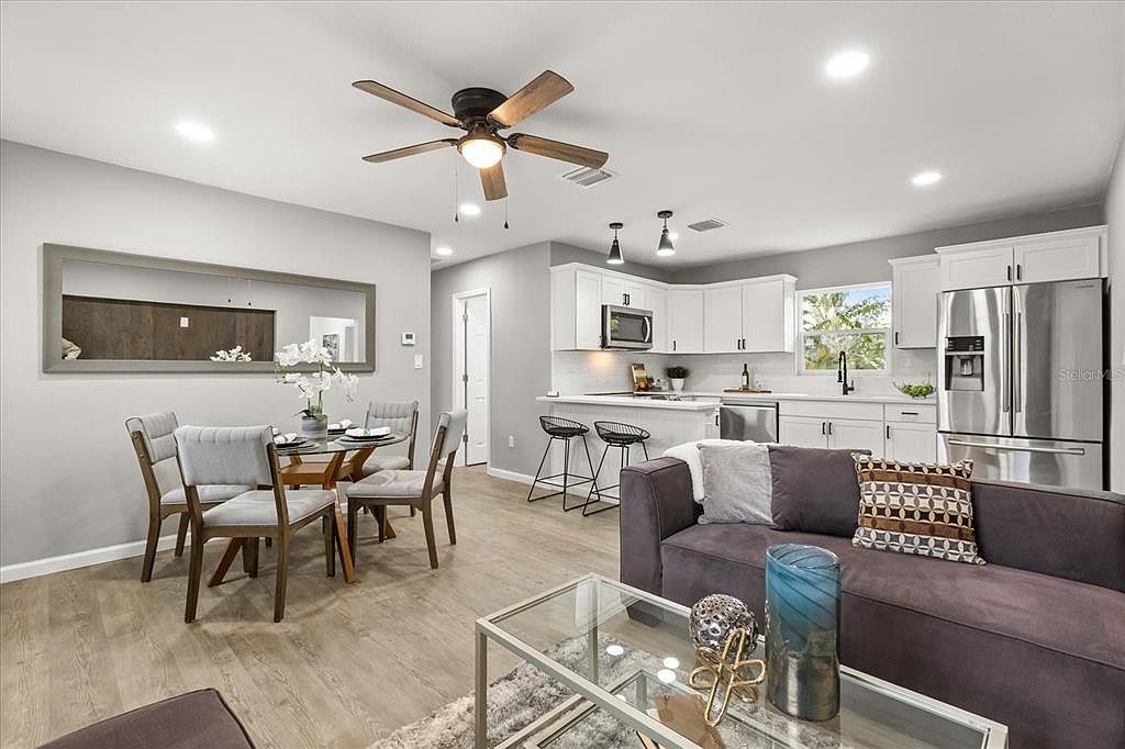 4808 Manduria St Orlando, FL 32819 - Thumbnail 4