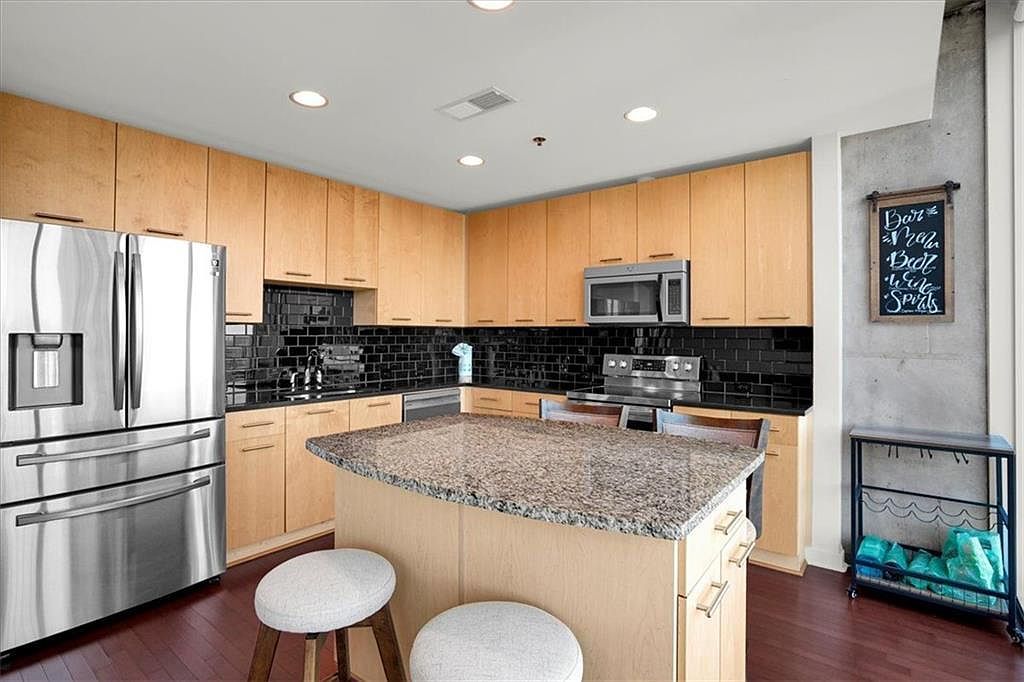 3324 Peachtree Rd NE Unit 1307 Atlanta, GA 30326 - Thumbnail 4