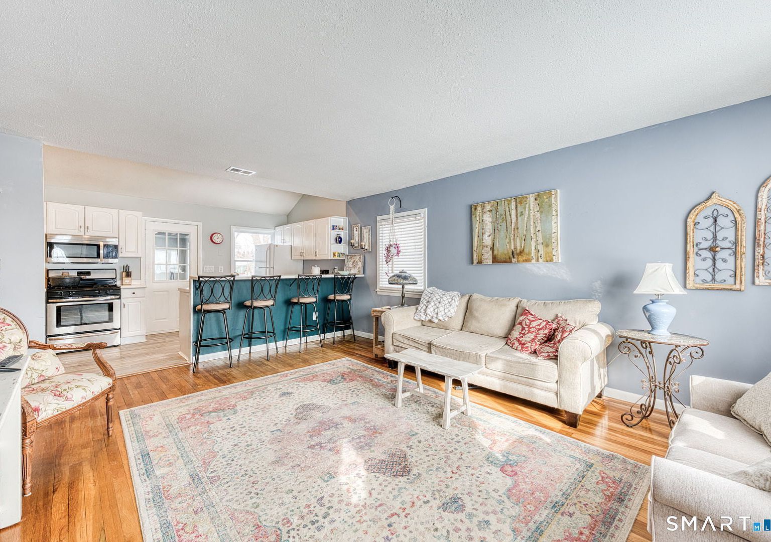 24 Lorraine St Hartford, CT 06105 - Thumbnail 4