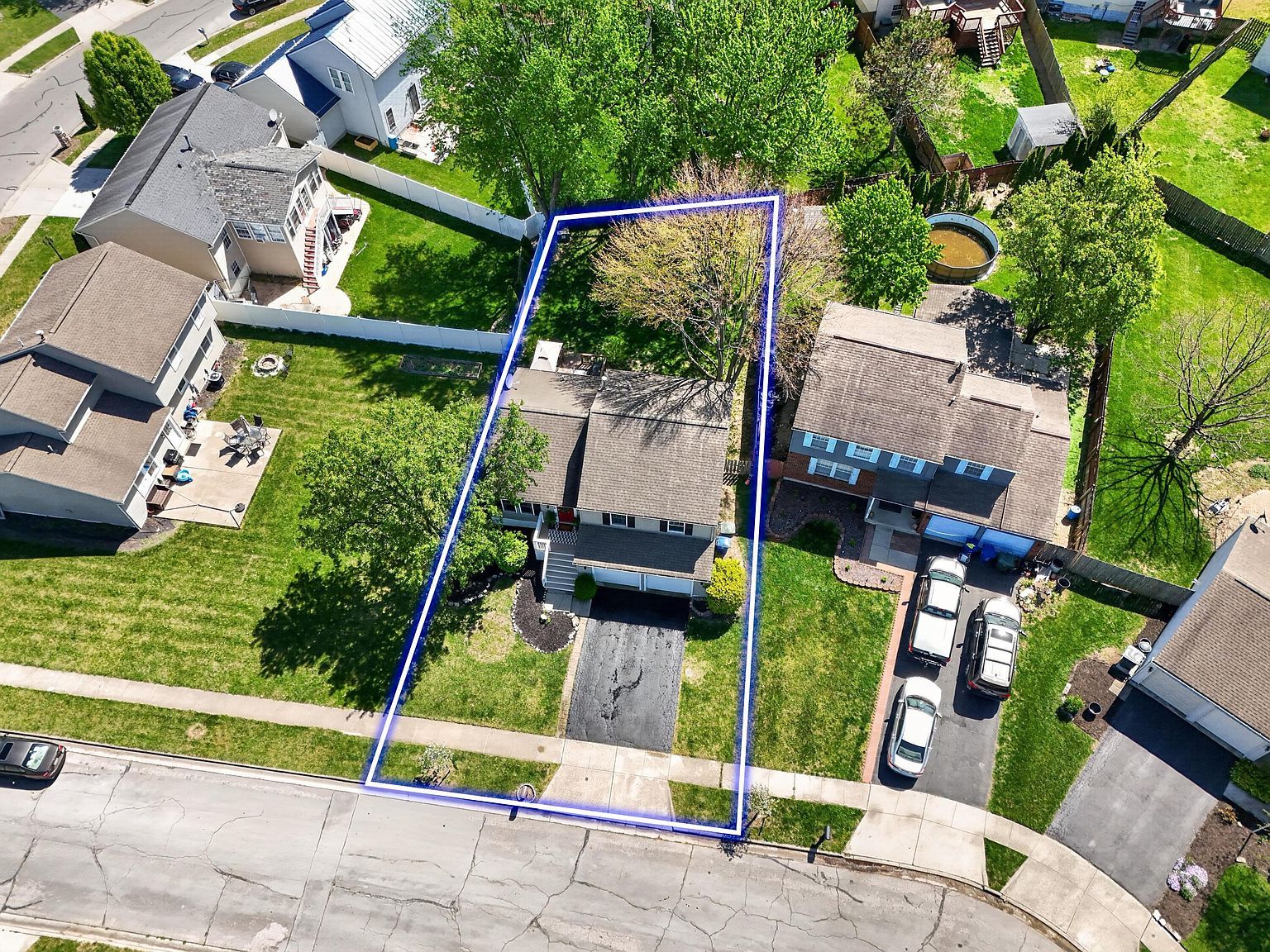 988 Bright Star Ct Columbus, OH 43228 - Thumbnail 4