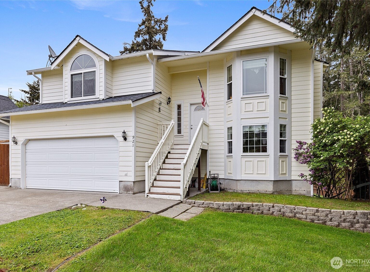 921 Erin Ln W Eatonville, WA 98328 - Thumbnail 4