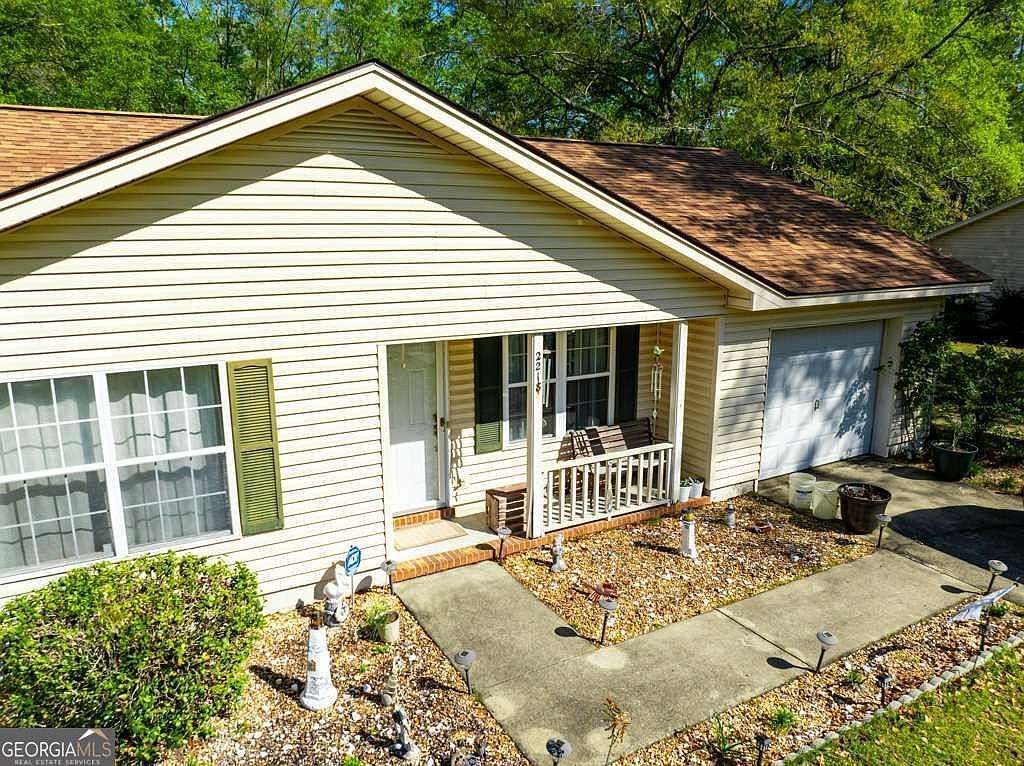 2218 Riverside Ave Waycross, GA 31501 - Thumbnail 4