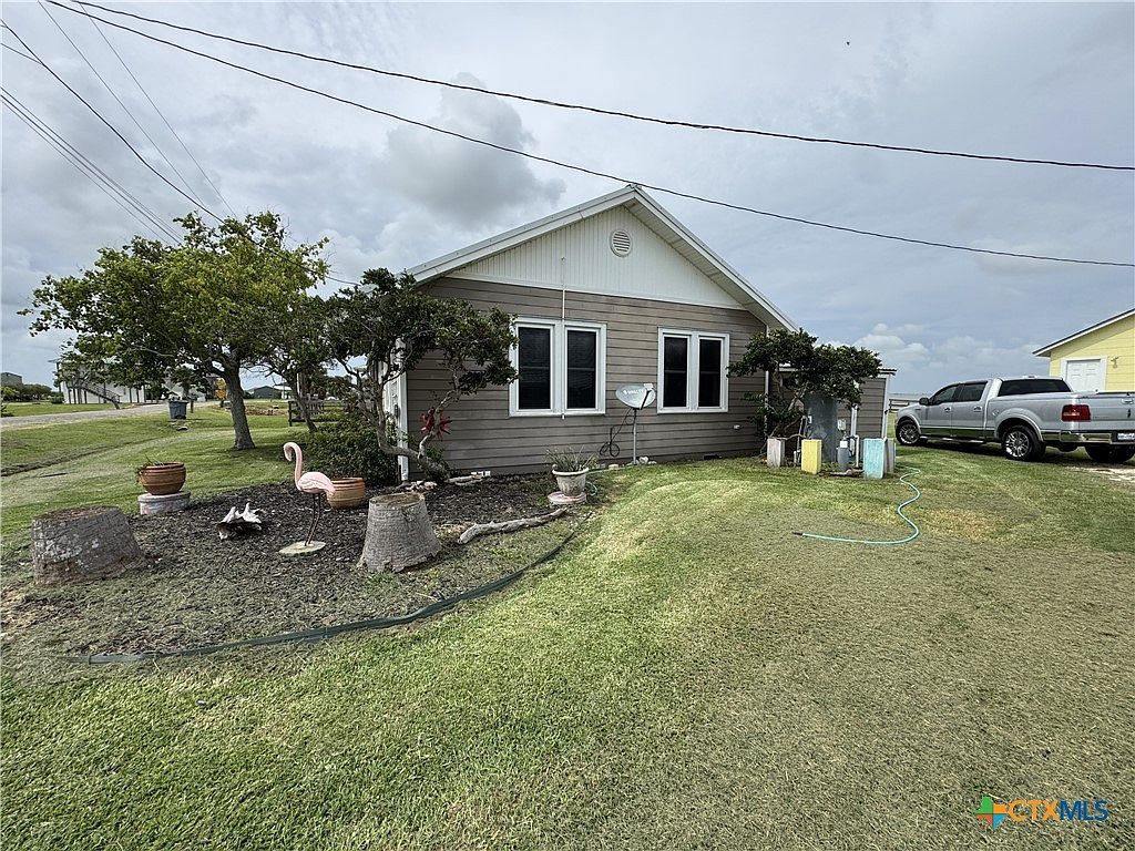 549 Marshall Johnson Ave S Port Lavaca, TX 77979 - Thumbnail 4