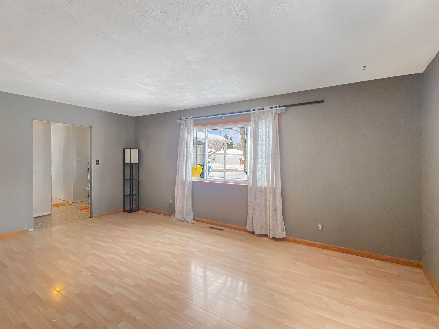 703 N Glenwood Ave Griffith, IN 46319 - Thumbnail 4