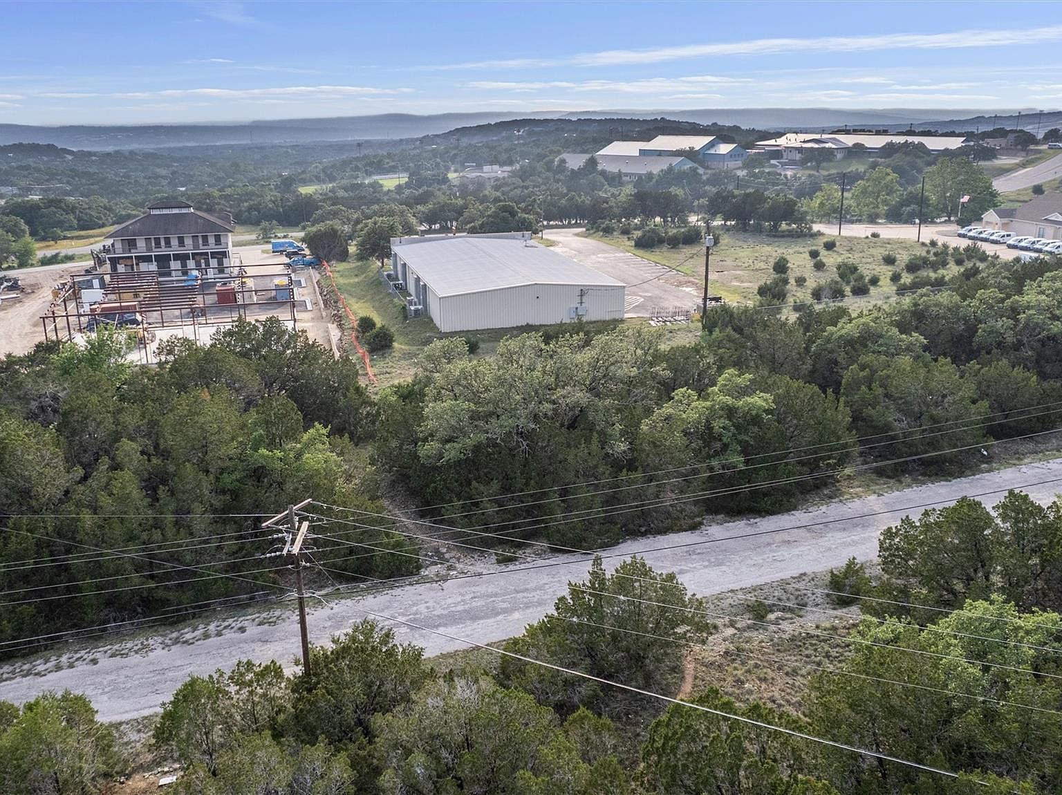 8106 Arapaho Trl Lago Vista, TX 78645 - Thumbnail 4