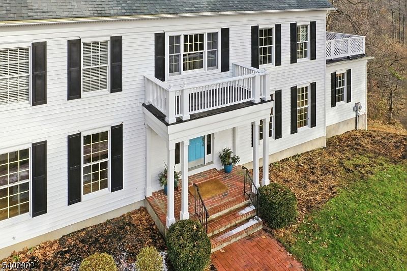 3 Spring House Rd Bernardsville, NJ 07924 - Thumbnail 4