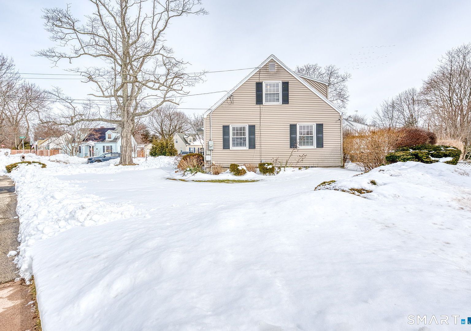 50 Pleasant Dr Hamden, CT 06514 - Thumbnail 4