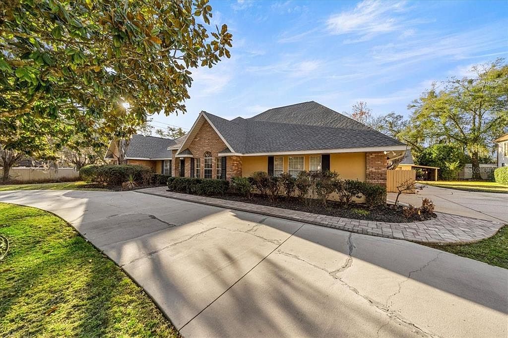 2420 SE 15th St Ocala, FL 34471 - Thumbnail 4