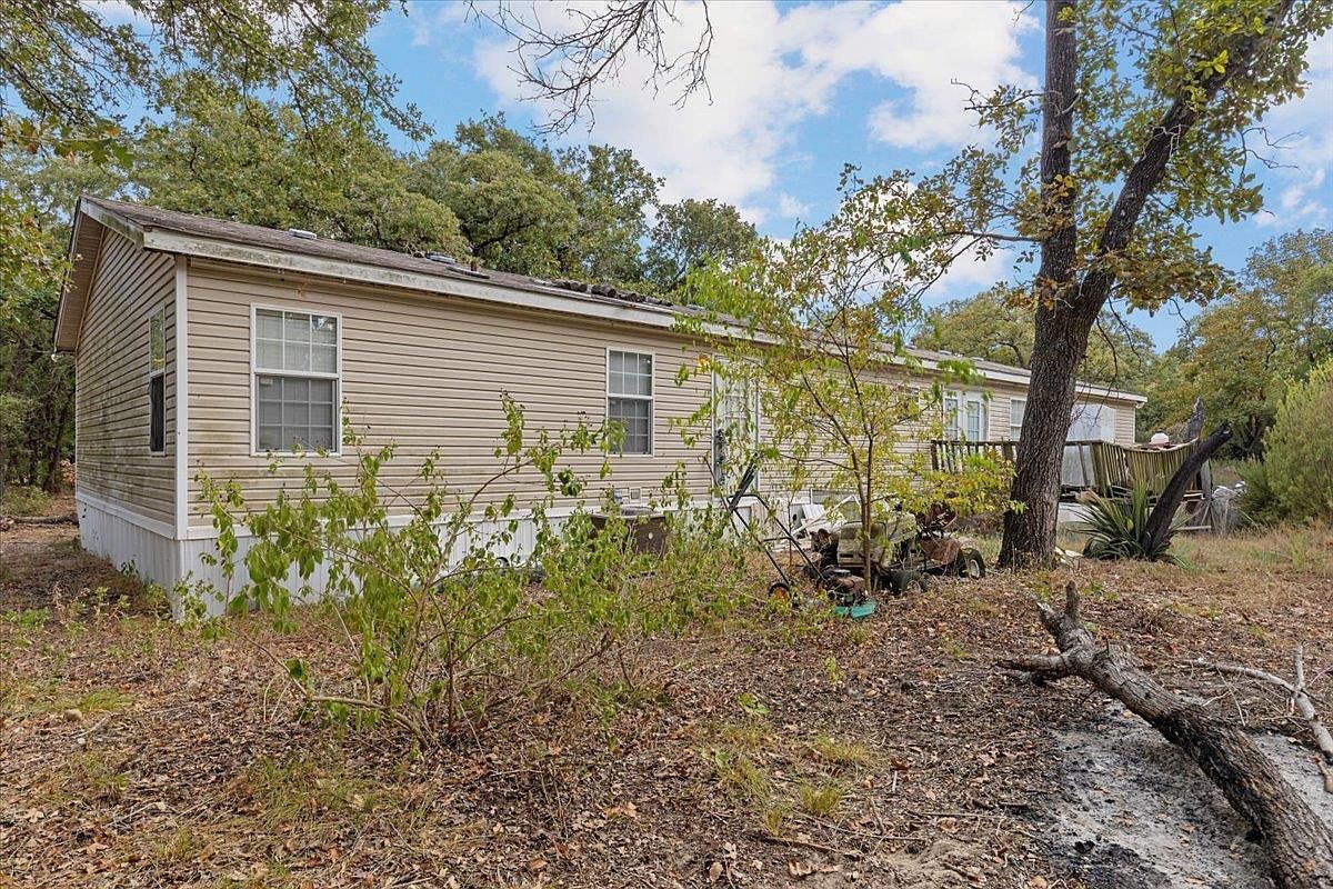 120 Twin Oaks Rd Elgin, TX 78621 - Thumbnail 4