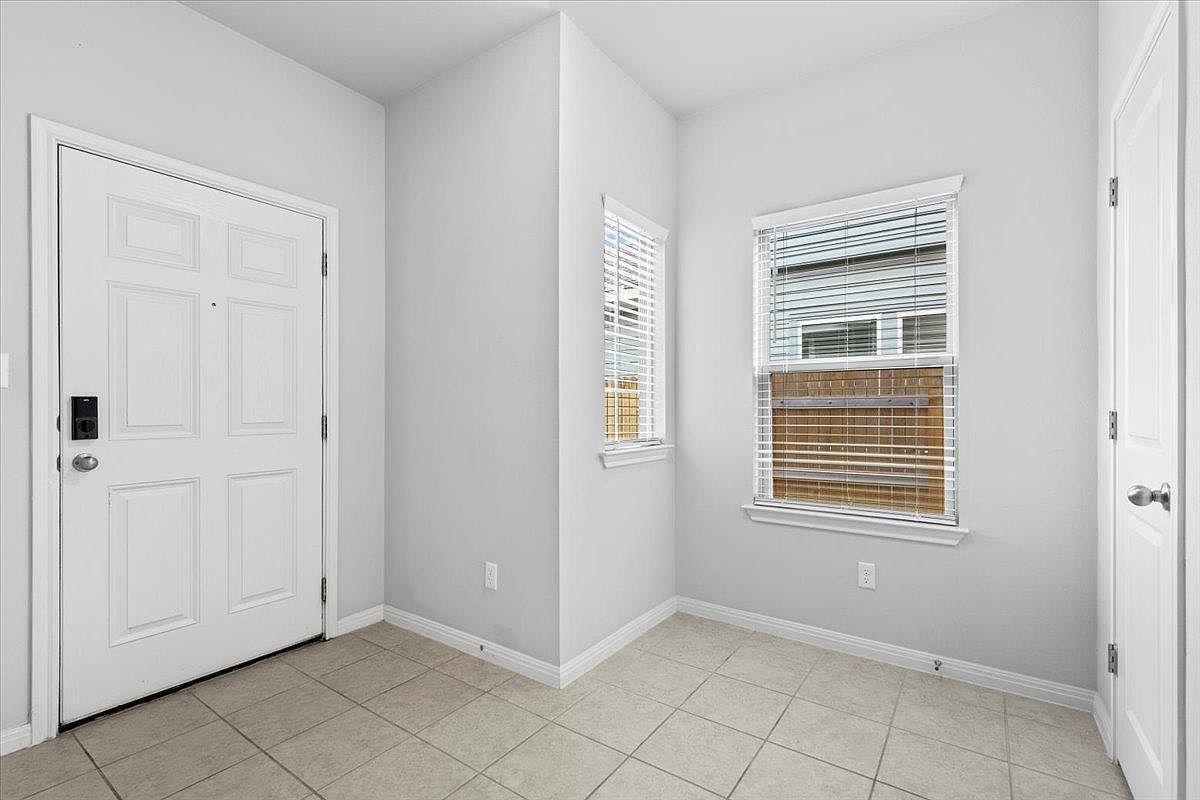 243 Driftwood Ln Bastrop, TX 78602 - Thumbnail 4