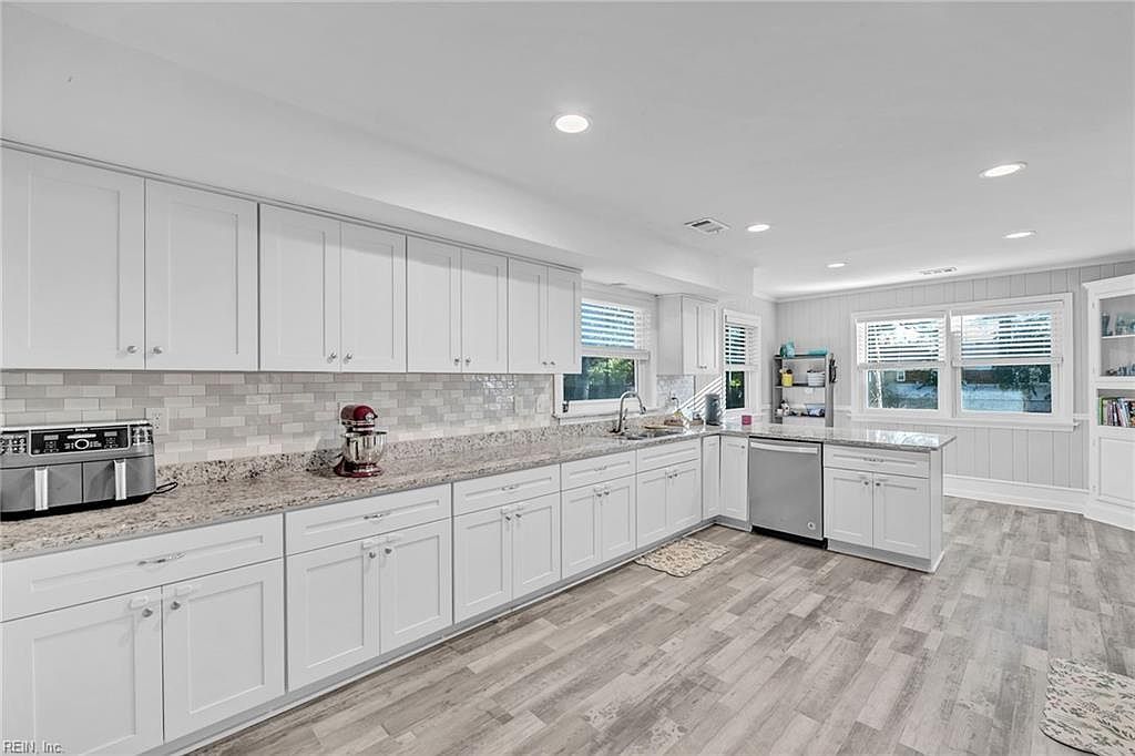 4618 River Shore Rd Portsmouth, VA 23703 - Thumbnail 4