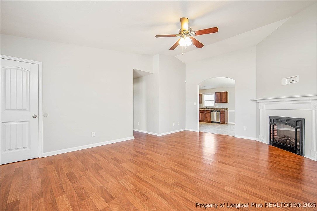 1208 Piper Ct Hope Mills, NC 28348 - Thumbnail 4