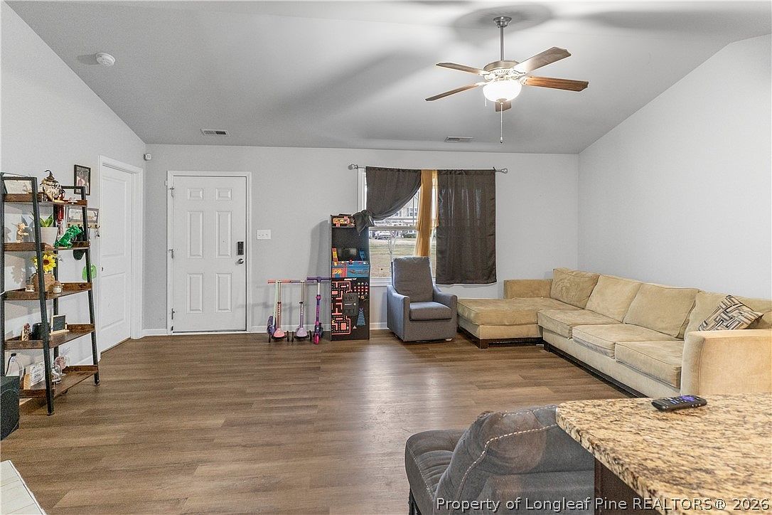 140 Denning Farms Ln Benson, NC 27504 - Thumbnail 4