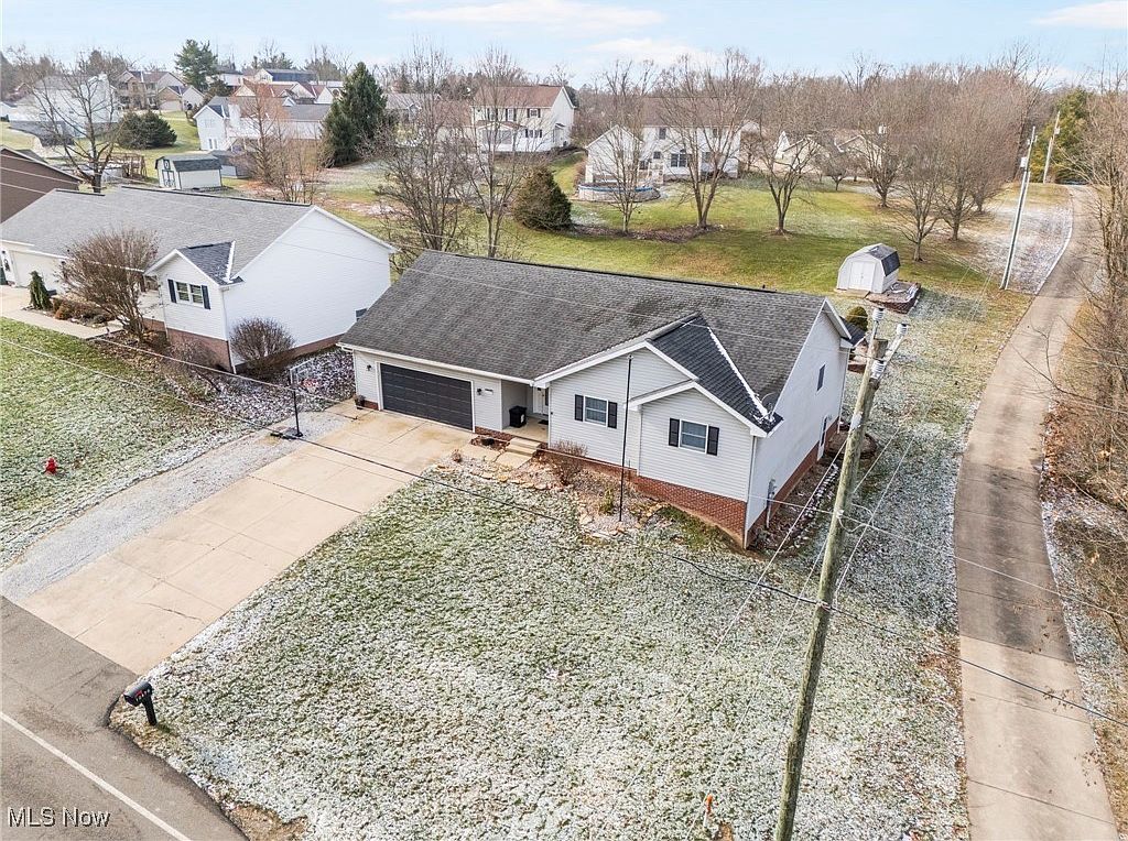 10476 Welton Rd NE Bolivar, OH 44612 - Thumbnail 4