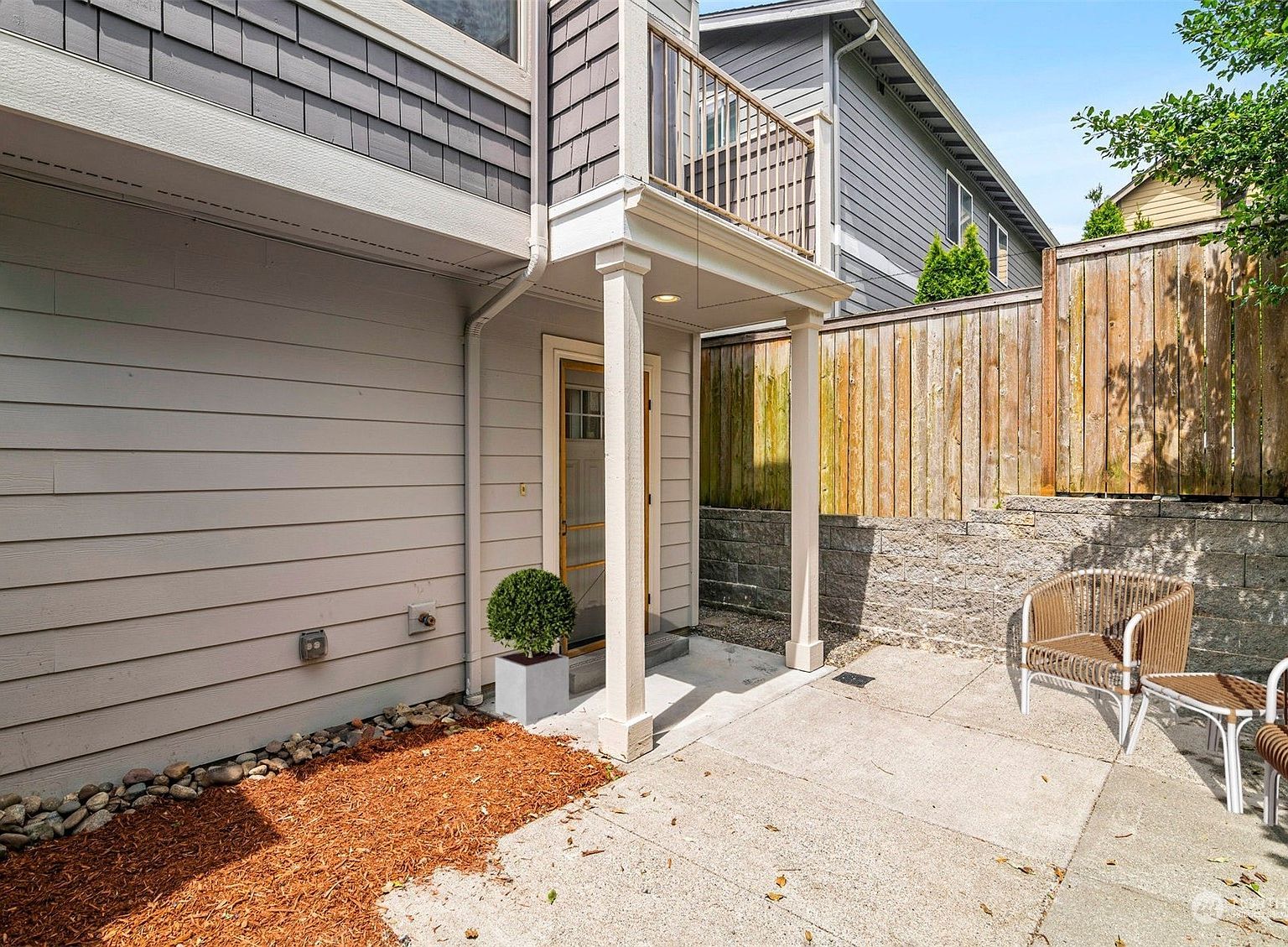 1804 E Fir St Seattle, WA 98122 - Thumbnail 4