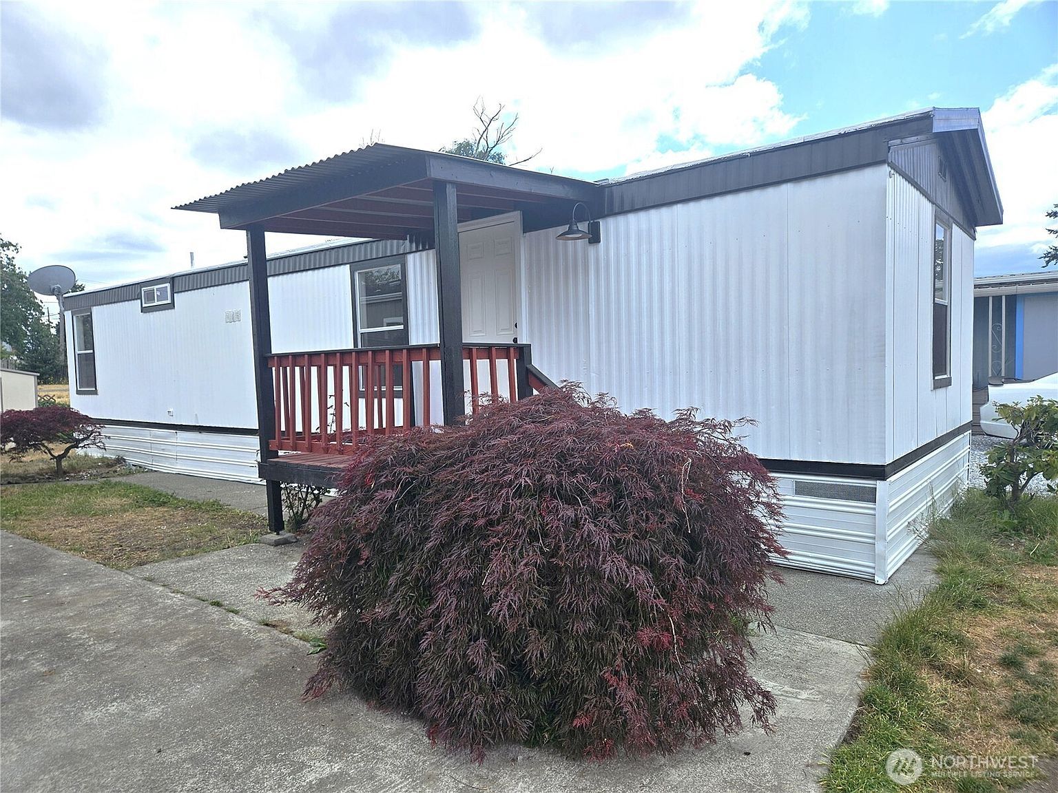 10302 Lakeview Ave SW TRAILER 54 Lakewood, WA 98499 - Thumbnail 4