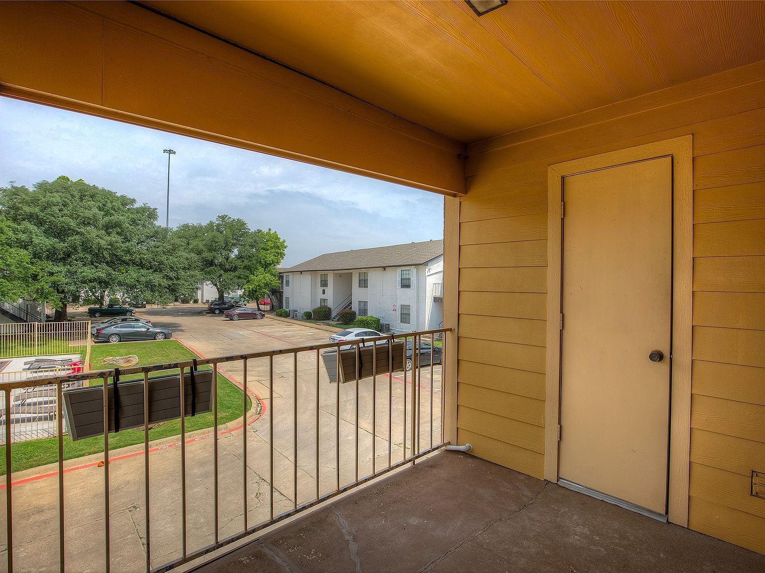 5825 Marvin Loving Dr APT 204 Garland, TX 75043 - Thumbnail 4